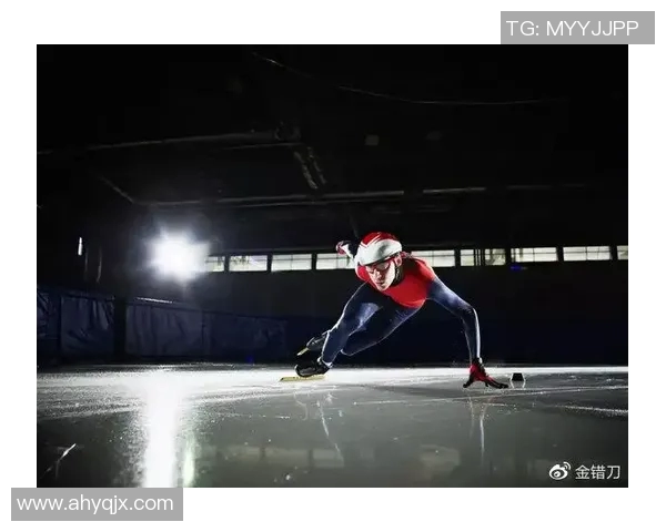 西安足球队的崛起与蜕变：从默默无闻到荣耀赛场的成长历程